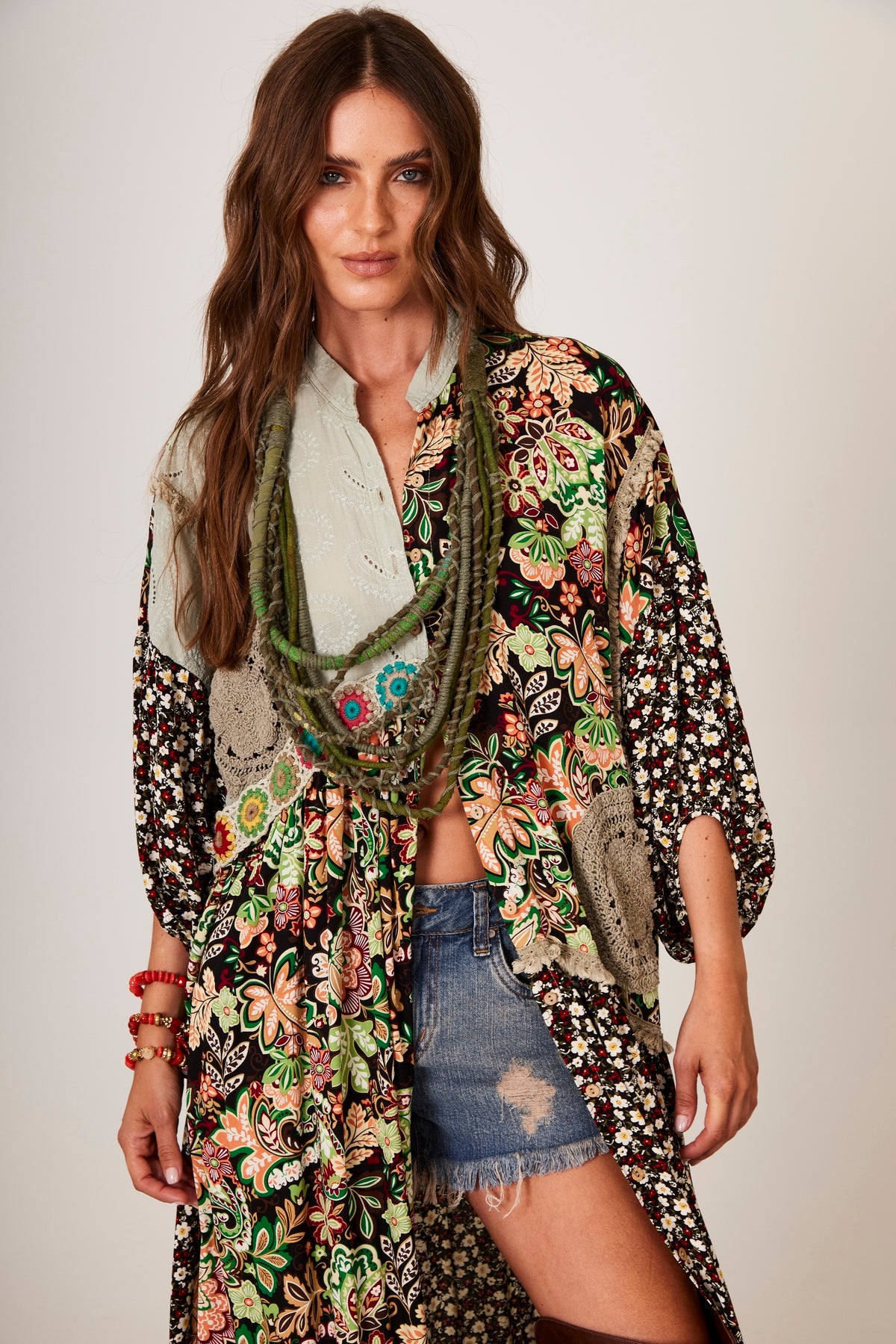 Vestido Chemise Longo Estampa Patchwork Verde Yacamim K8