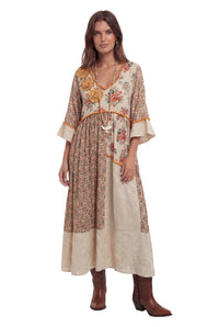 Vestido Com Jabô Bege Estampado Yacamim C28