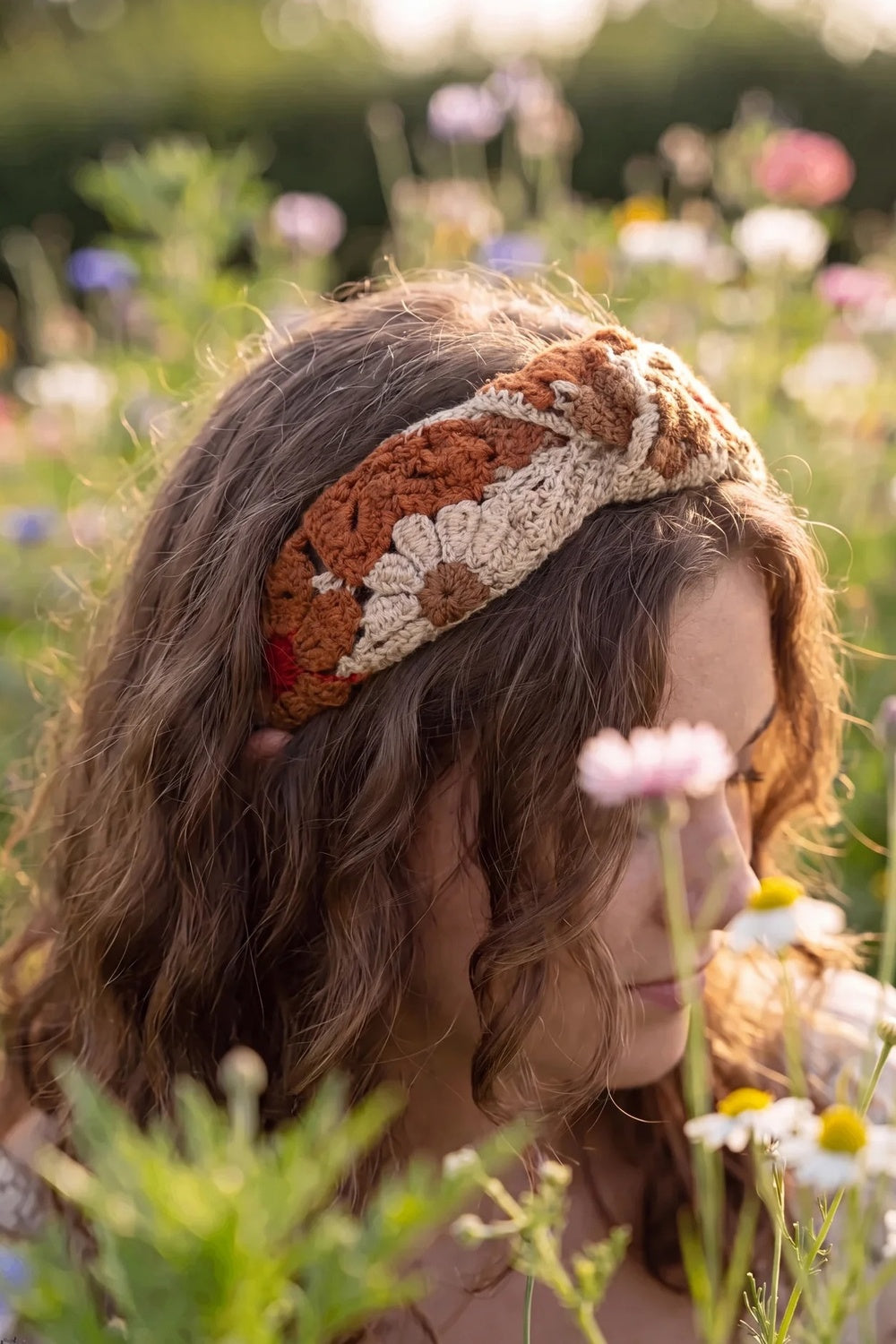 Tiara Artesanal De Cabelo Com Crochê Marrom Yacamim #1178