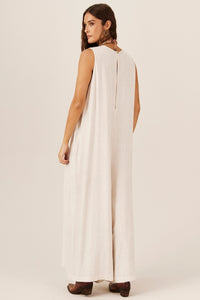 Macacão Longo Pantalona Com Bolsos Bege Yacamim O3