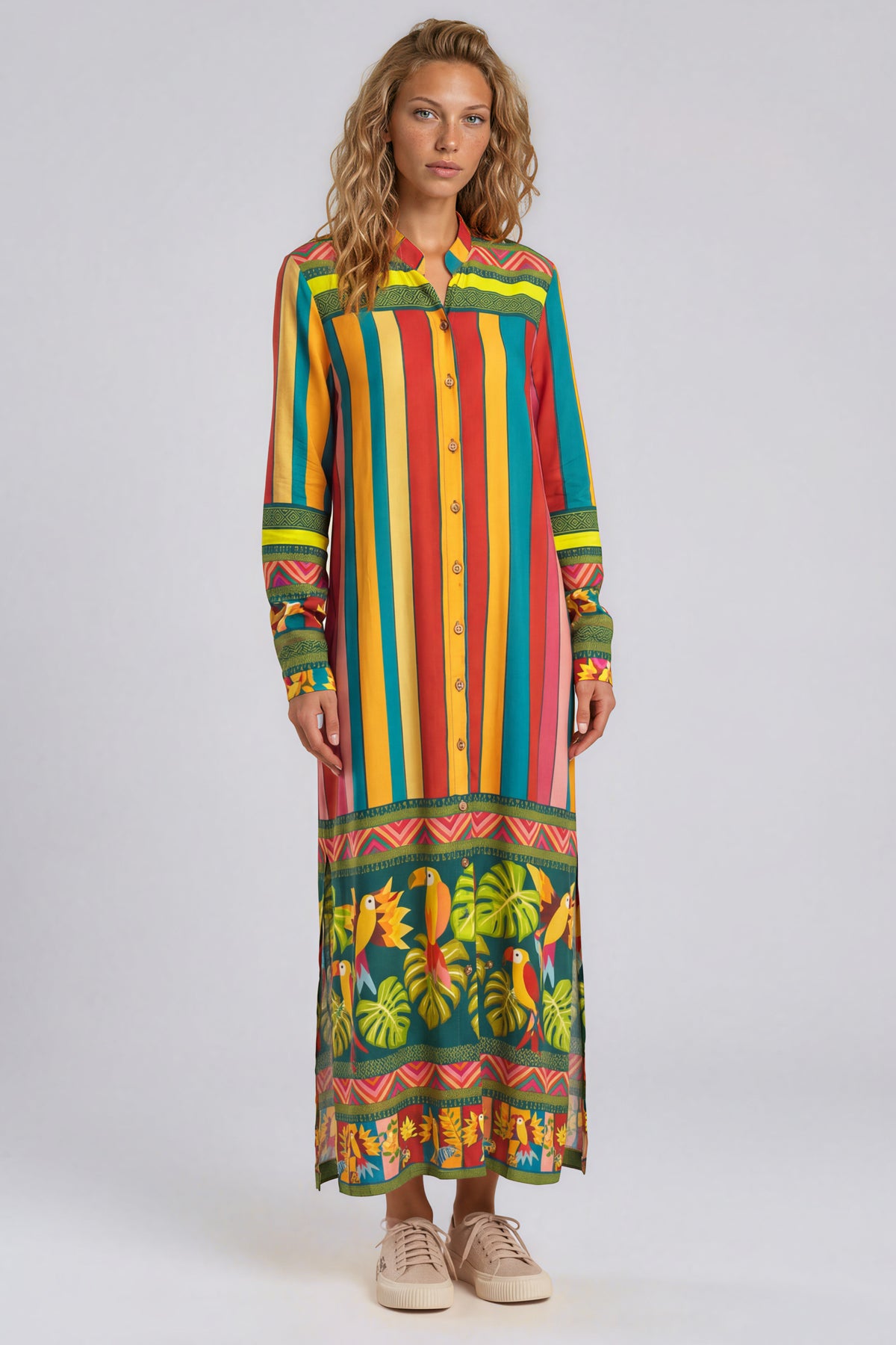 Chemise Longa Com Mangas Longas Estampada Colorida Yacamim M6