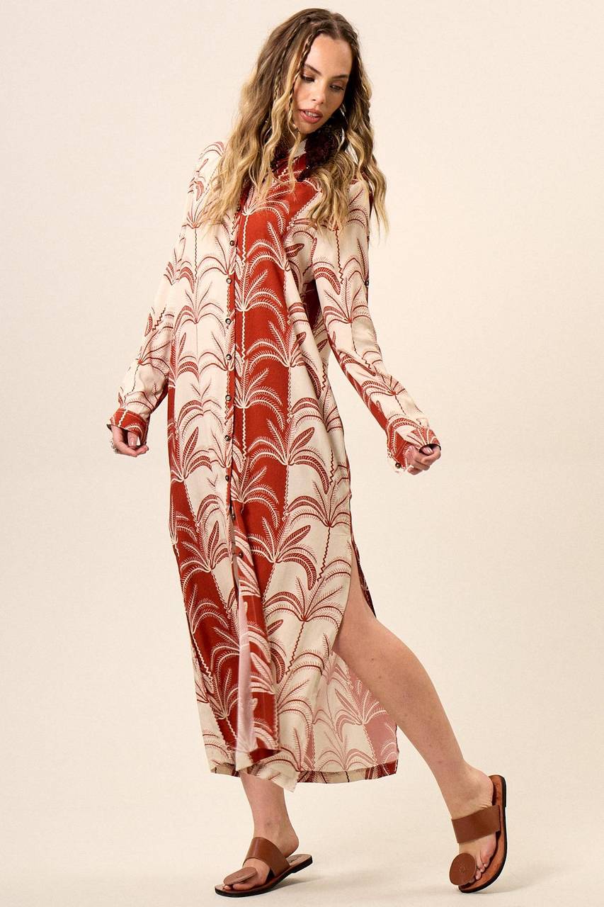 Chemise Longo Com Mangas Longas Bege E Vermelho Estampado Yacamim N5