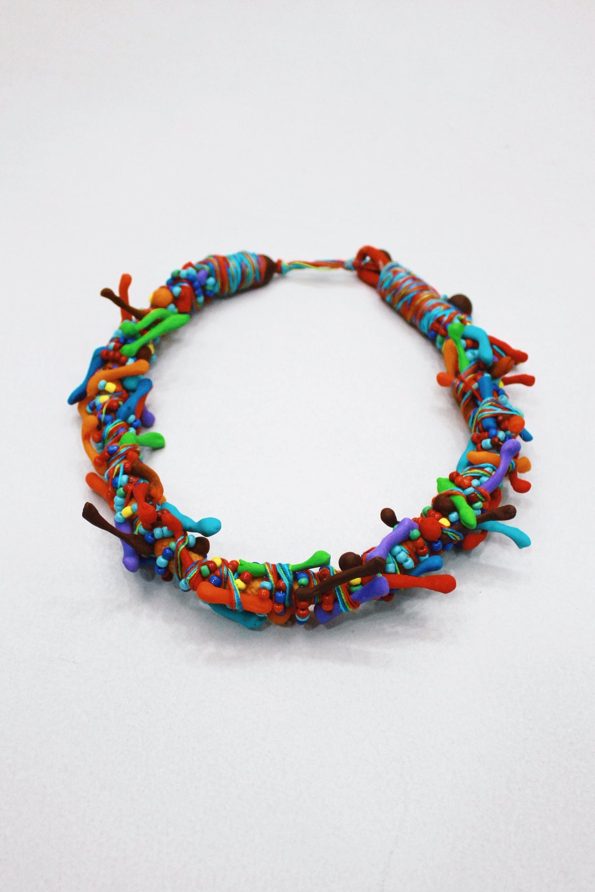 Colar Artesanal De Cordas Coloridas Yacamim #424