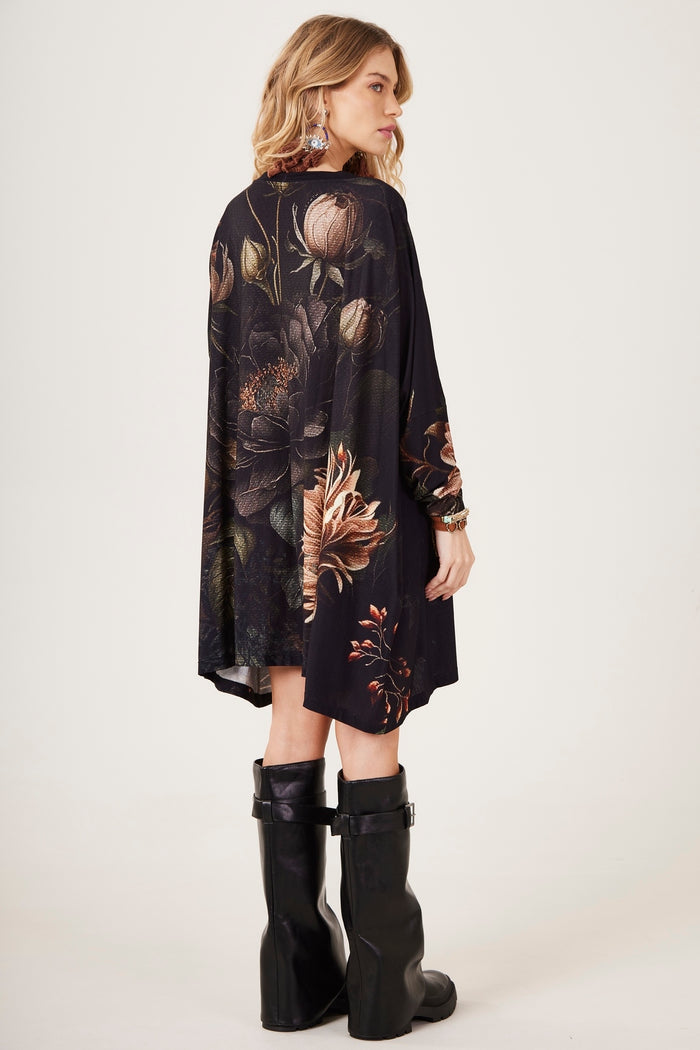 Bata Ampla Com Pedrinhas Estampa Exclusiva De Tigre Preta Yacamim S6