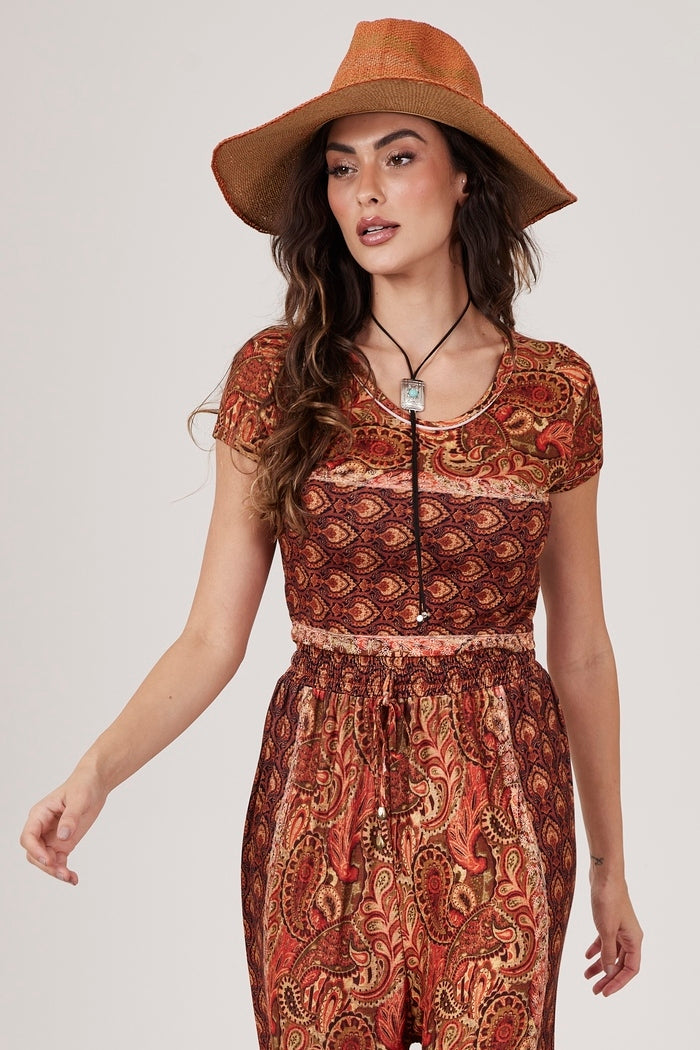 Cropped Com Mangas Curtas Terracota Estampa Paisley Yacamim A5