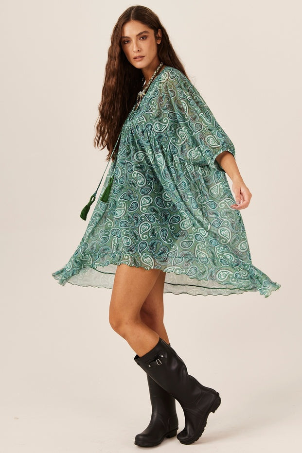 Vestido Curto Tule Verde Paisley Yacamim E7