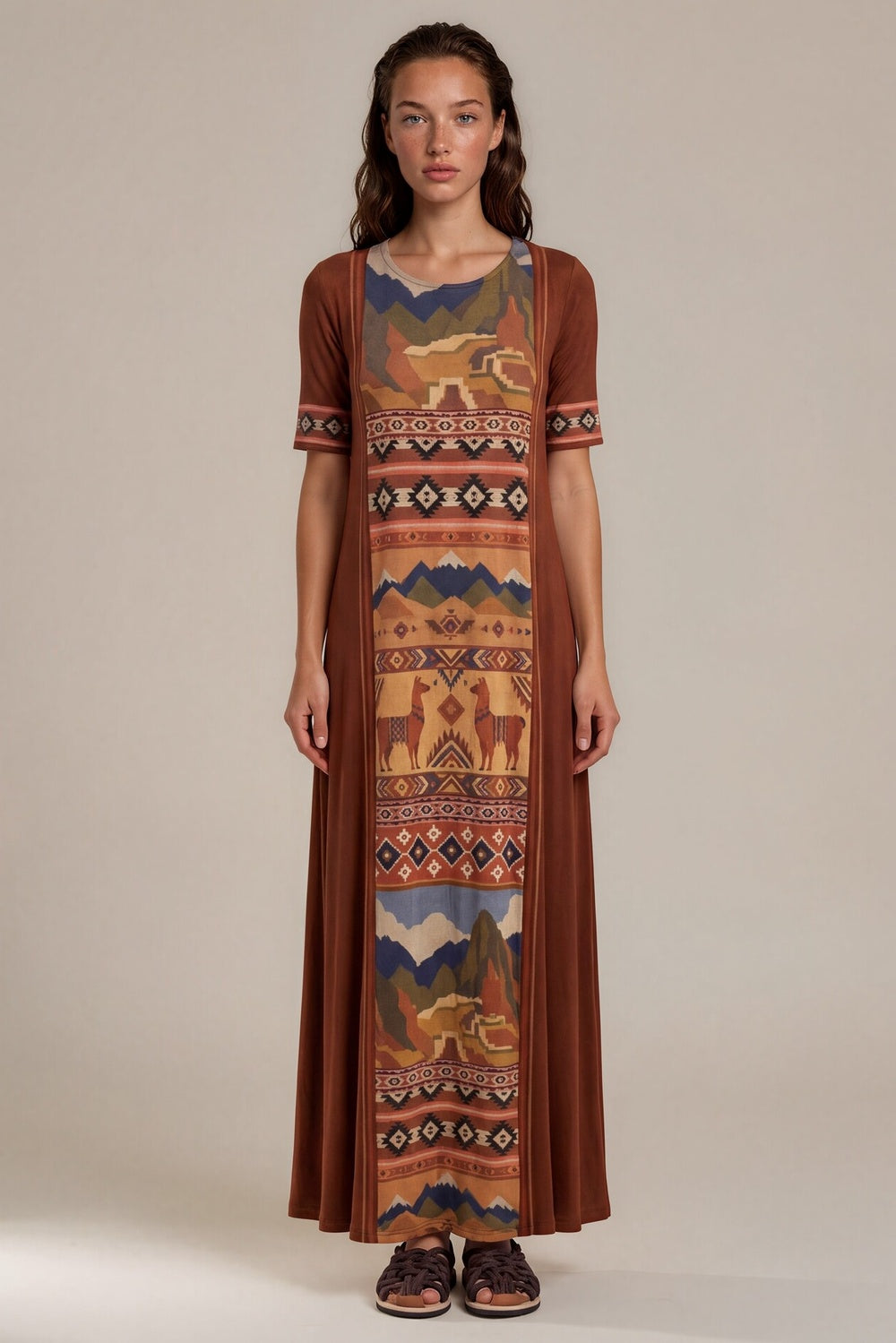 Vestido Longo Marrom Estampado Coleção Peru Yacamim K2