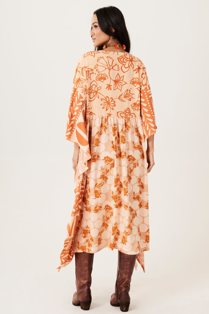Kaftan Midi Laranja Claro Estampa Poá Yacamim J8