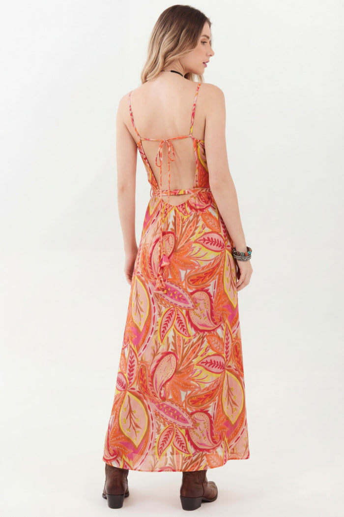 Vestido Midi Transpassado Rosa Estampa Paisley Yacamim C22