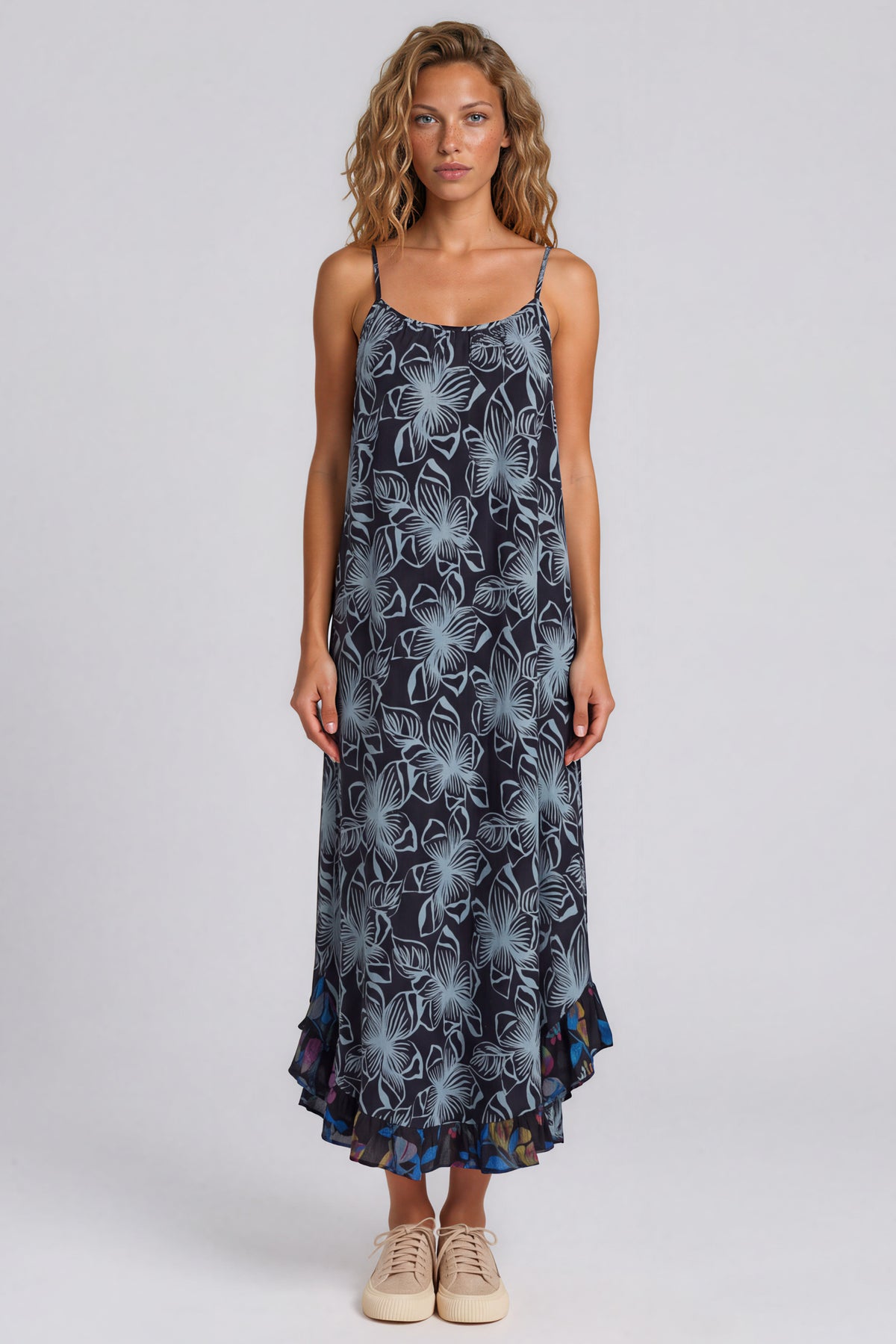 Vestido Midi De Alças Reguláveis Preto Estampado Yacamim D18