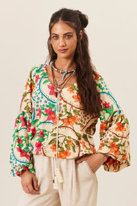 Bata Ampla Com Mangas Bufantes Bege Estampada Patchwork Yacamim B2