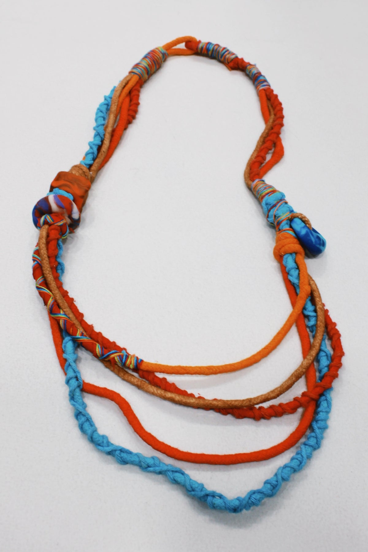Colar Artesanal De Cordas Coloridas Yacamim #644