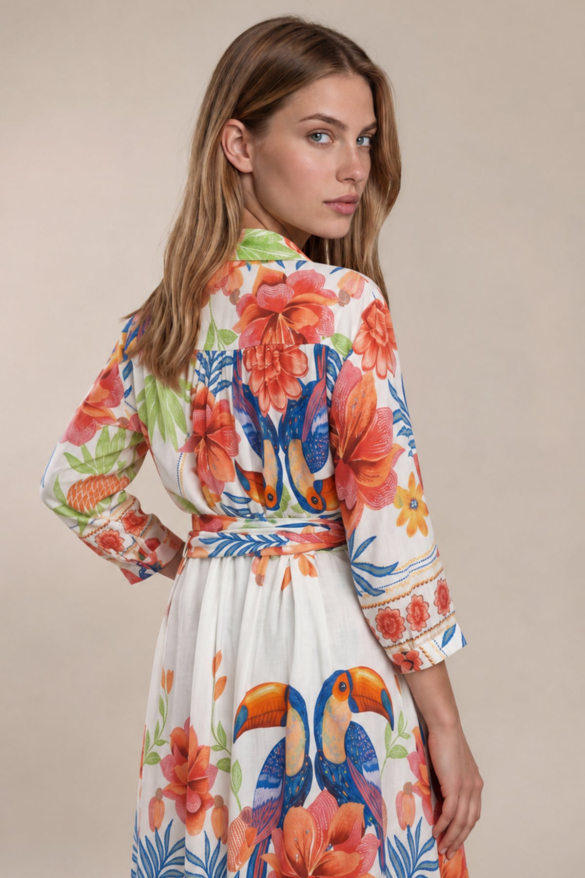 Chemise Longo Com Mangas Longas E Faixa Branco Estampado Coleção Manacá Yacamim N9