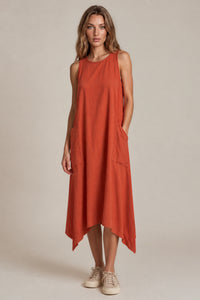 Vestido Regata Midi Viscolinho Com Bolsos Vermelho Ferrugem Yacamim D9