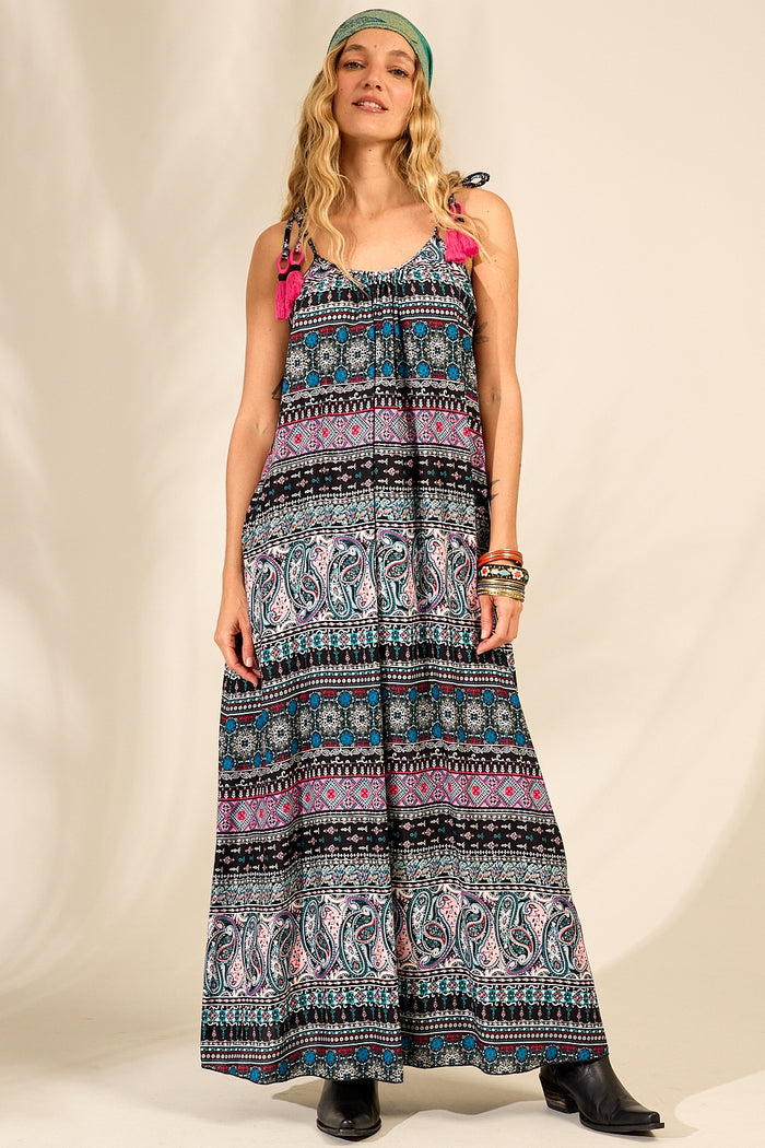 Vestido Longo Com Alças E Pompons Pretos Estampa Paisley Yacamim E14