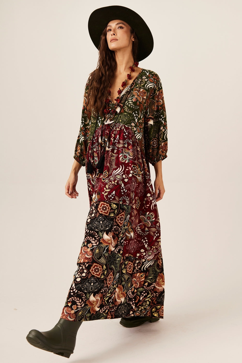 Vestido Longo Bordô E Verde Patchwork Yacamim E23