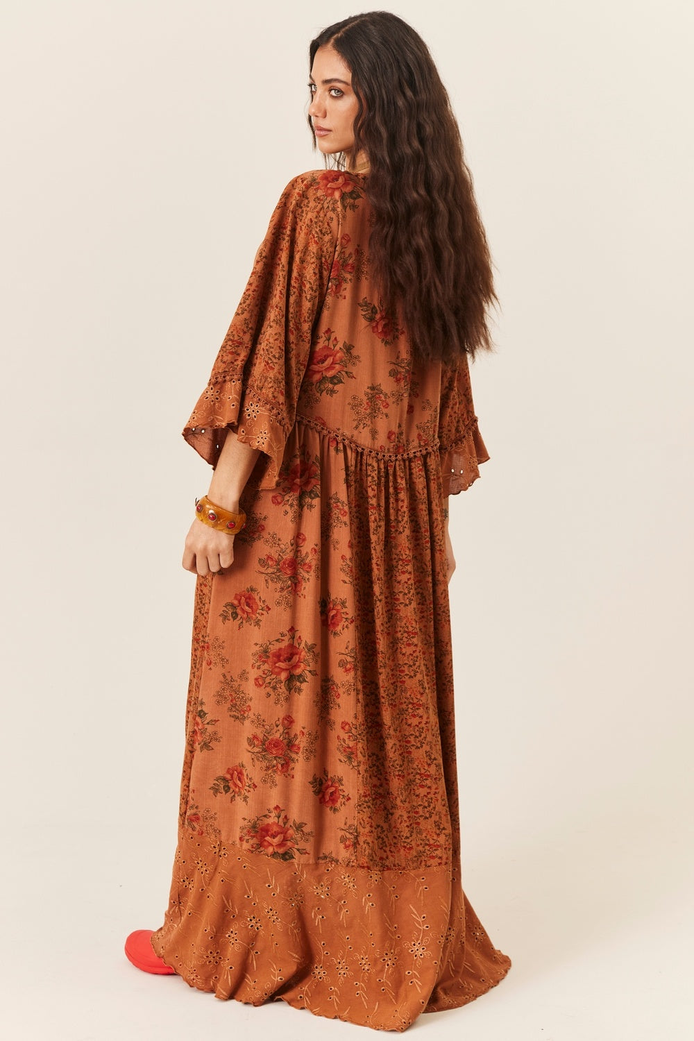 Vestido Longo Com Detalhes Em Broderie Terracota Patchwork Yacamim C4