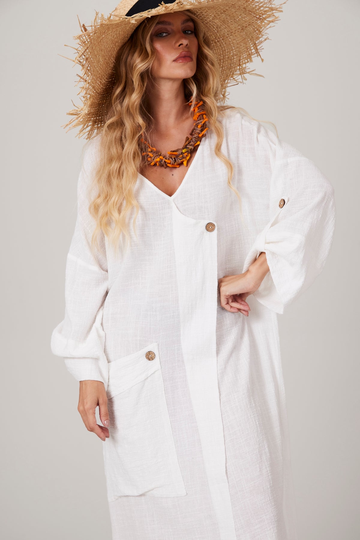 Vestido Midi Com Decote Em V Branco Yacamim C14