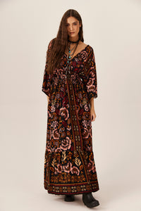 Vestido Longo Com Lastex Preto Estampado Yacamim C18