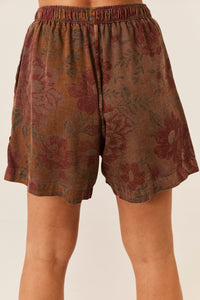 Shorts Com Flores Bordadas Marrom Paraty Yacamim R4